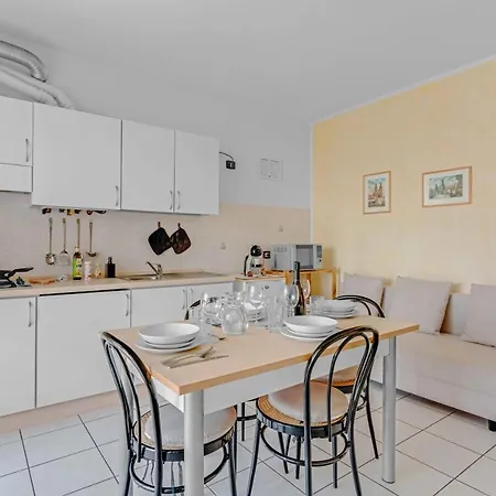 Lägenhet -piscina E Parcheggio- Casa A Pochi Passi Dal
